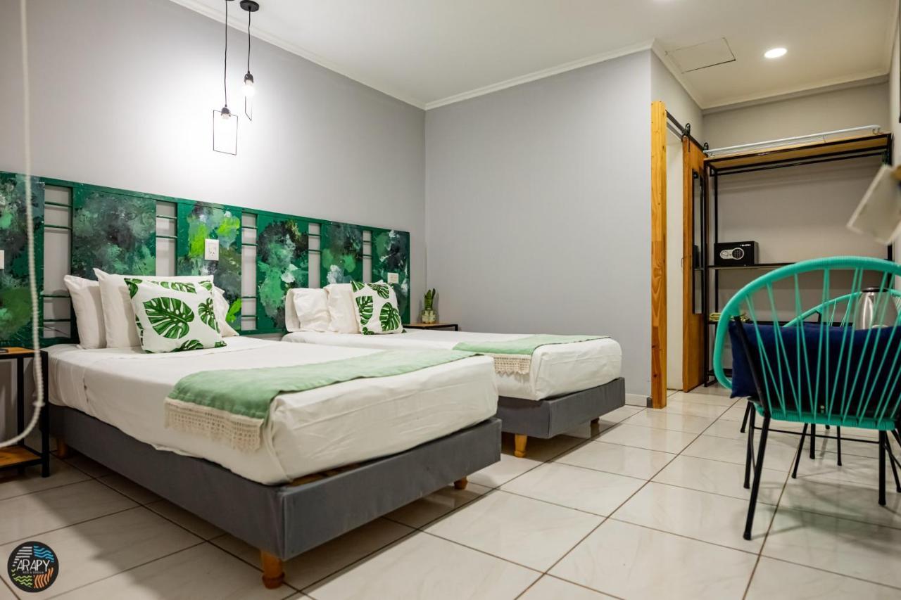 Arapy Bed And Dream Bed & Breakfast Puerto Iguazu Exterior photo