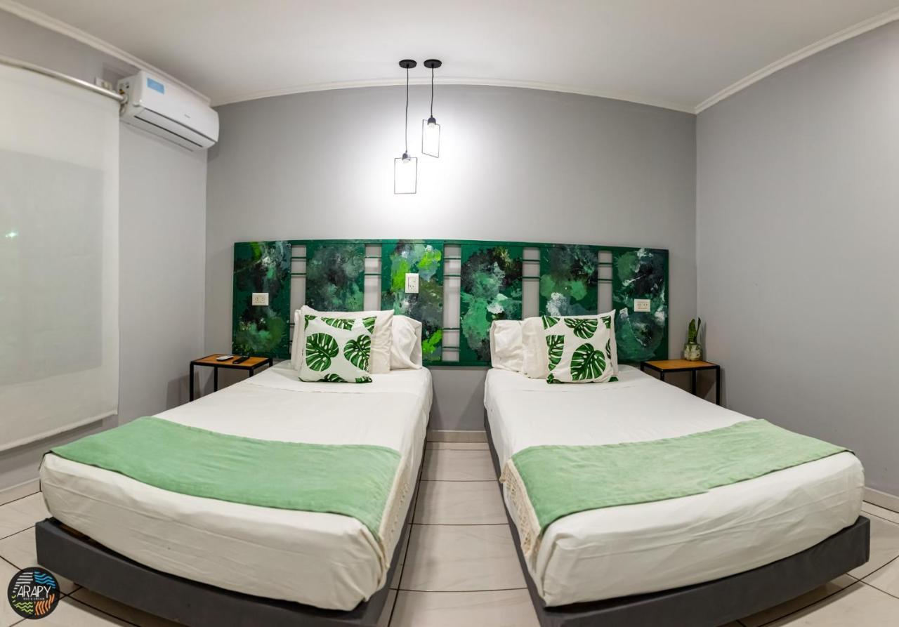 Arapy Bed And Dream Bed & Breakfast Puerto Iguazu Exterior photo