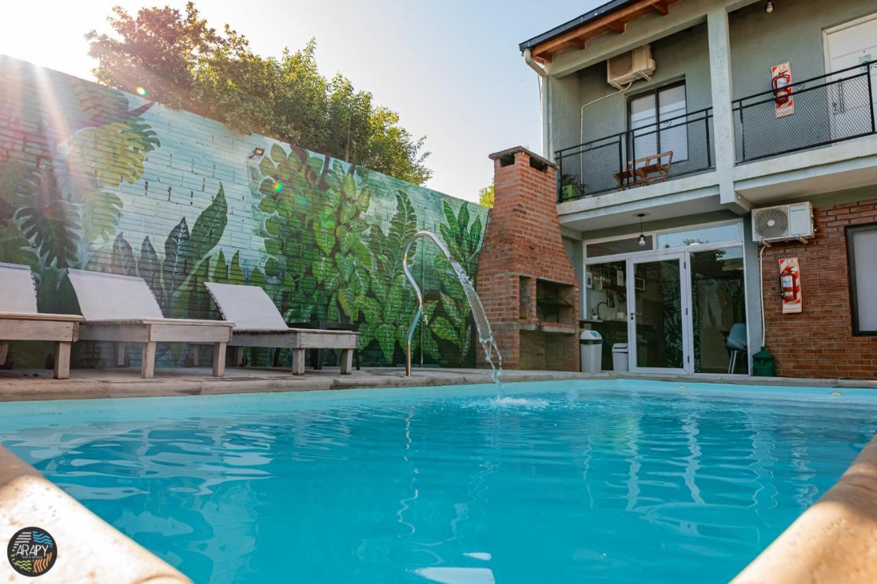 Arapy Bed And Dream Bed & Breakfast Puerto Iguazu Exterior photo